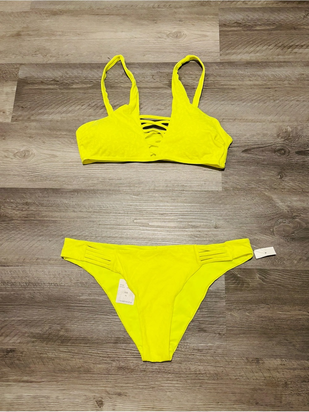New TiniBikini Neon Yellow Strappy Lace-Up Bikini Set Size XL Women’s